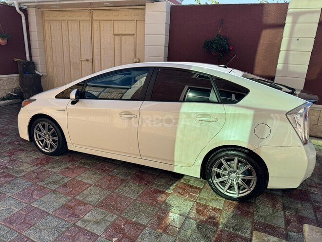 Toyota Prius 2010, 195,000 km - 1.8 l - Bakı