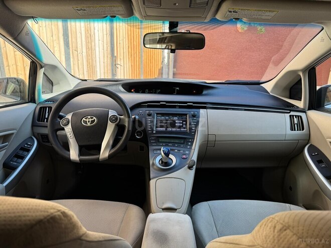 Toyota Prius 2010, 195,000 km - 1.8 l - Bakı