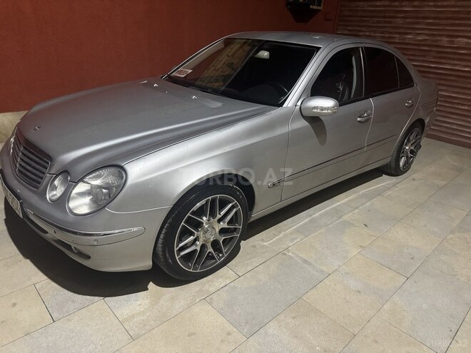 Mercedes E 220 d 2004, 303,400 km - 2.2 l - Sumqayıt