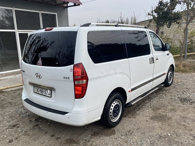 Hyundai H-1 2009, 358,000 km - 2.5 l - Beyləqan