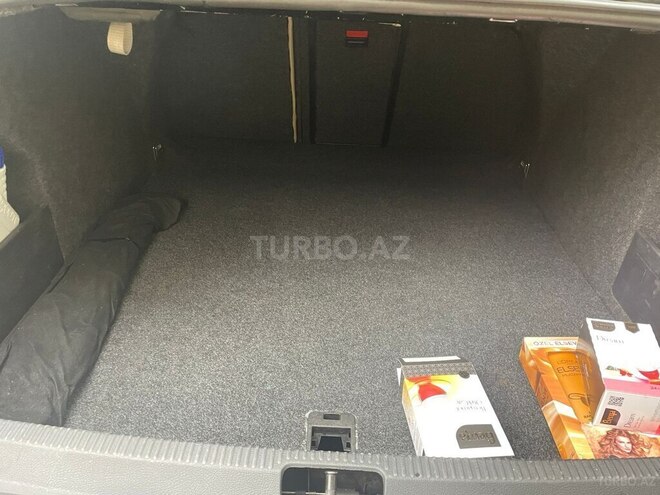 Volkswagen Passat 2005, 320,000 km - 2.0 л - Bakı