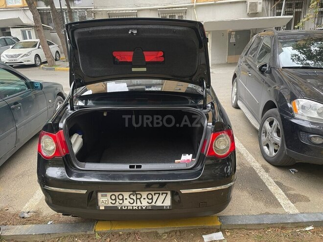 Volkswagen Passat 2005, 320,000 km - 2.0 л - Bakı