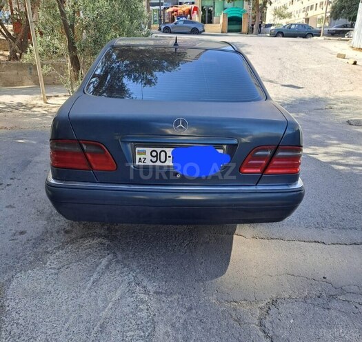 Mercedes E 200 1999, 630,000 km - 2.0 l - Sumqayıt