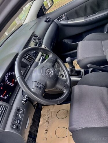 Toyota Corolla 2006, 226,000 km - 1.4 л - Bakı