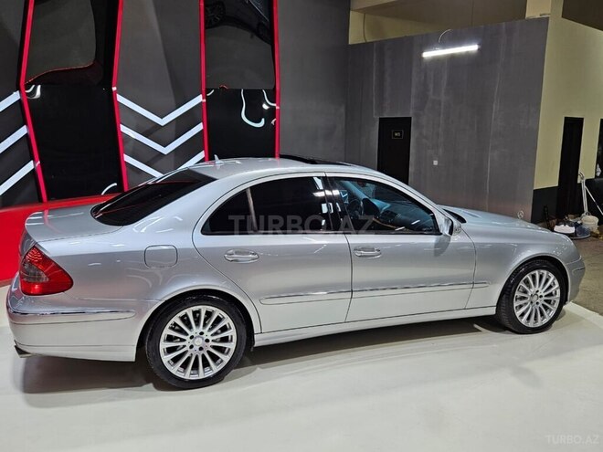 Mercedes E 260 2003, 255,000 km - 2.6 l - Sumqayıt