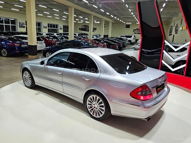 Mercedes E 260 2003, 255,000 km - 2.6 l - Sumqayıt