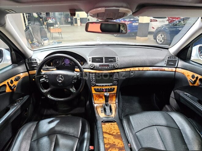 Mercedes E 260 2003, 255,000 km - 2.6 l - Sumqayıt