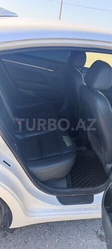 Hyundai Elantra 2016, 80,000 km - 2.0 l - Bakı