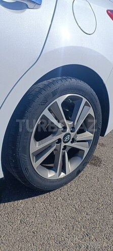 Hyundai Elantra 2016, 80,000 km - 2.0 l - Bakı