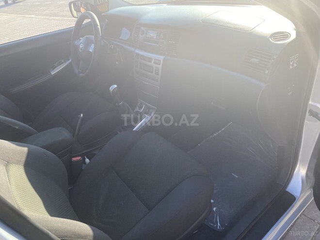 Toyota Corolla 2005, 380,000 km - 1.4 l - Bakı