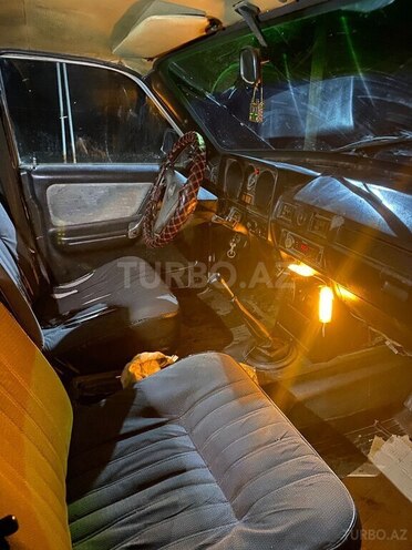 GAZ 31029 1994, 300,000 km - 2.4 l - Qusar