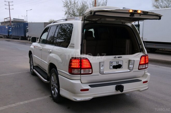 Lexus LX 470-3