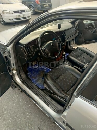 Opel Vectra 1998, 260,000 km - 2.0 л - Bakı