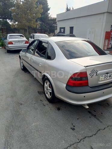 Opel Vectra 1998, 260,000 km - 2.0 л - Bakı