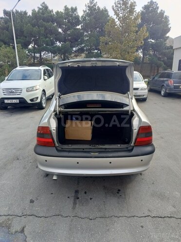 Opel Vectra 1998, 260,000 km - 2.0 л - Bakı