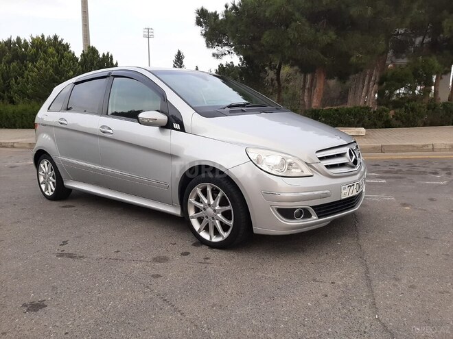 Mercedes B 170 2008, 146,000 km - 1.7 l - Bakı