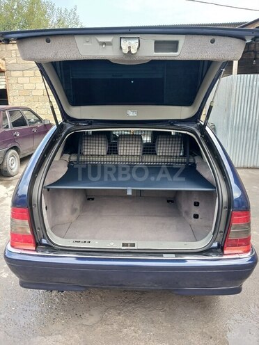 Mercedes C 200 1999, 220,000 km - 2.0 l - Ucar
