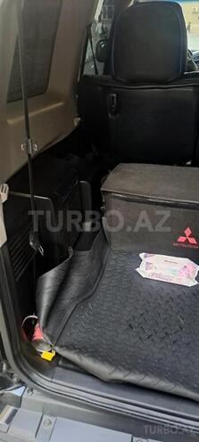 Mitsubishi Pajero 2010, 294,000 km - 3.5 л - Bakı