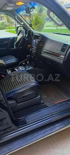 Mitsubishi Pajero 2010, 294,000 km - 3.5 л - Bakı