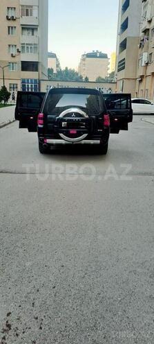 Mitsubishi Pajero 2010, 294,000 km - 3.5 л - Bakı