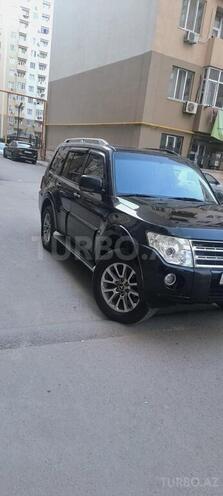 Mitsubishi Pajero 2010, 294,000 km - 3.5 л - Bakı