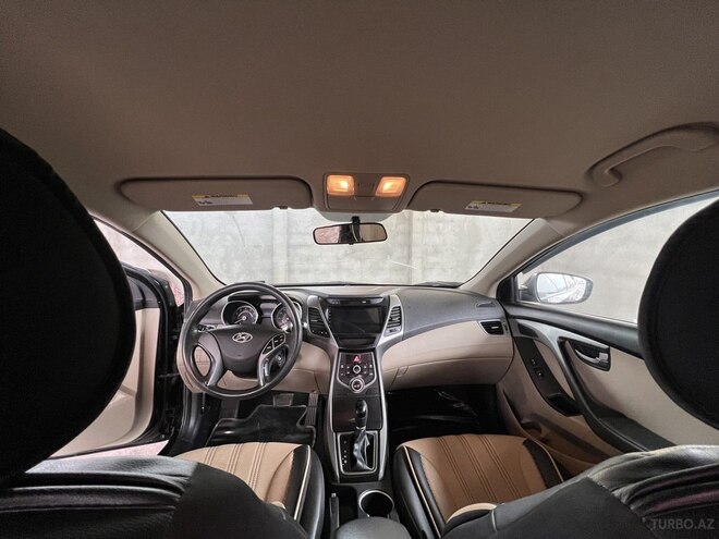 Hyundai Elantra 2015, 106,316 km - 1.8 l - Xudat