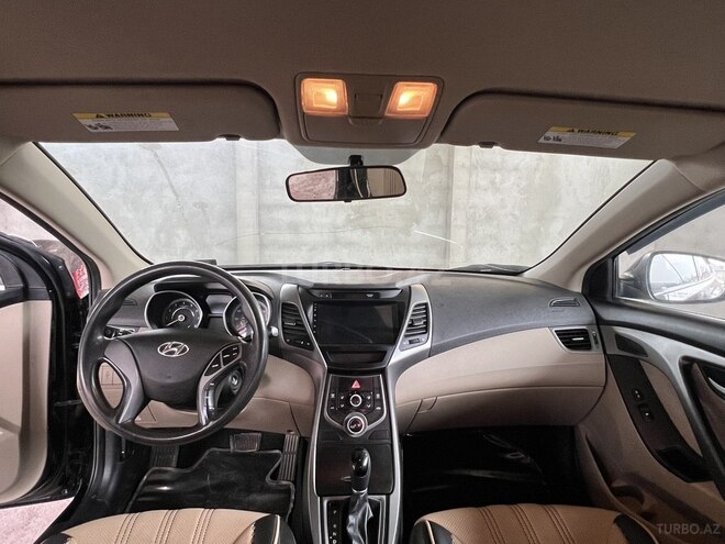 Hyundai Elantra 2015, 106,316 km - 1.8 l - Xudat