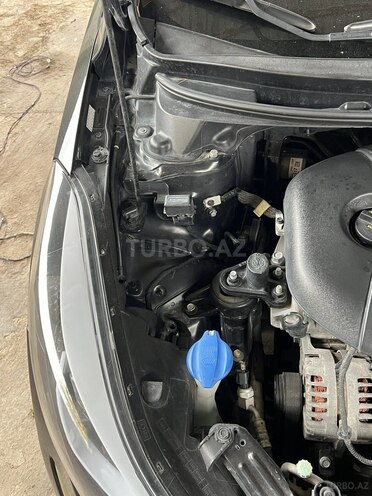 Hyundai Elantra 2015, 106,316 km - 1.8 l - Xudat