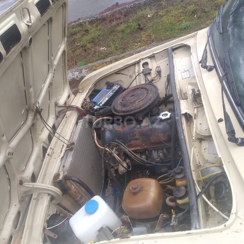 LADA (VAZ) 2106 1985, 36,800 km - 1.5 l - Salyan