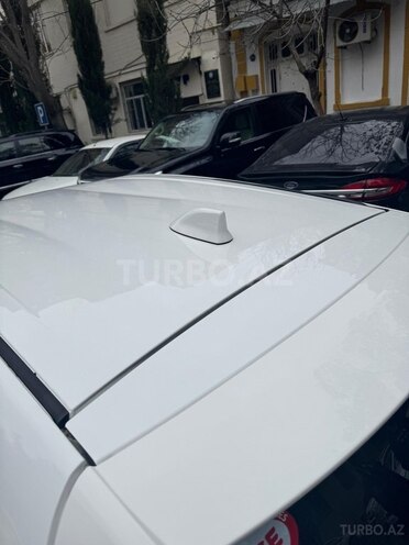 Toyota Prius C 2016, 221,850 km - 1.5 l - Bakı