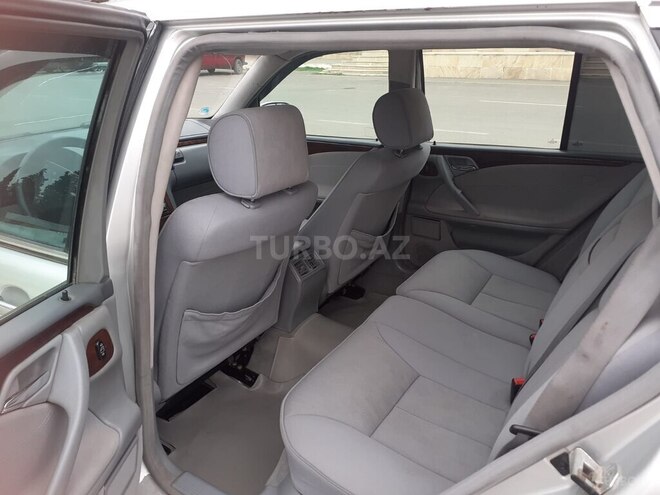 Mercedes E 240 1999, 240,000 km - 2.4 l - İmişli