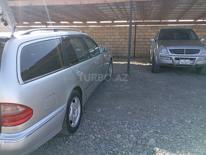Mercedes E 240 1999, 240,000 km - 2.4 l - İmişli