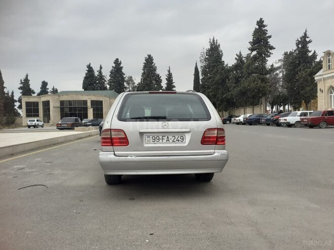Mercedes E 240 1999, 240,000 km - 2.4 l - İmişli