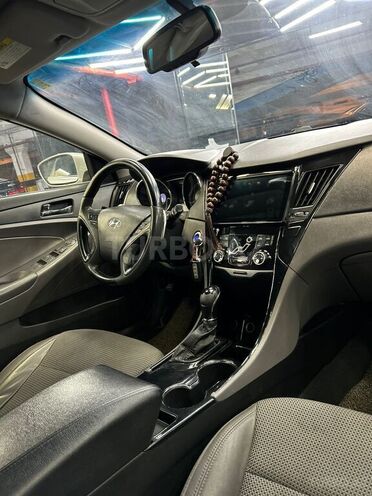 Hyundai Sonata 2011, 241,402 km - 2.0 l - Bakı