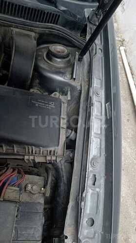 Volkswagen Jetta 2005, 356,270 km - 2.0 l - Bakı