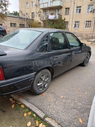Opel Vectra 1993, 450,000 km - 1.8 l - Sumqayıt
