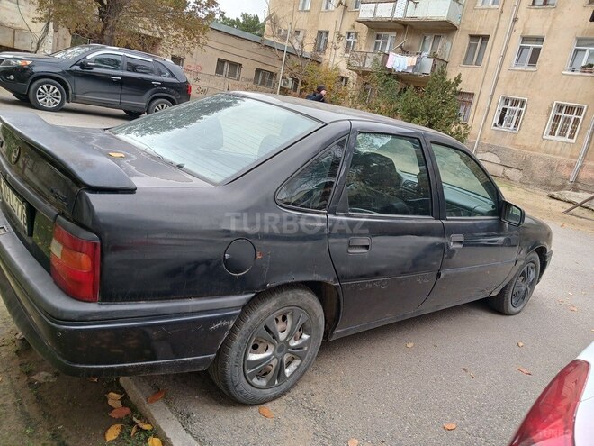 Opel Vectra 1993, 450,000 km - 1.8 l - Sumqayıt