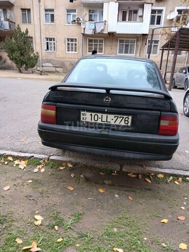 Opel Vectra 1993, 450,000 km - 1.8 l - Sumqayıt