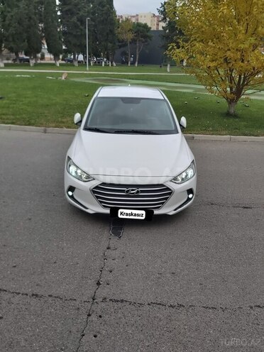 Hyundai Avante 2017, 172,000 km - 1.6 l - Bakı