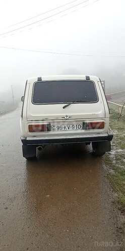 LADA (VAZ) Niva 1991, 250,000 km - 1.6 л - Yardımlı