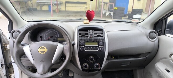 Nissan Sunny 2014, 440,000 km - 1.5 л - Bakı