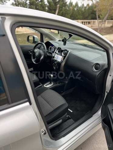 Nissan Note-8