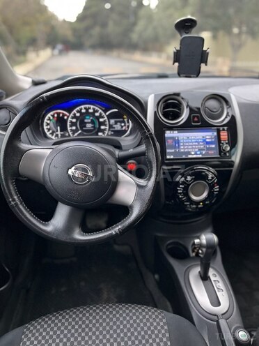 Nissan Note-7