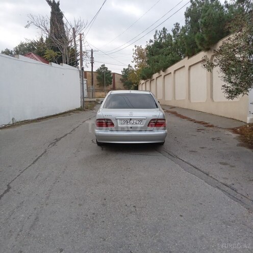 Mercedes E 220 d 2001, 420,000 km - 2.2 l - Bakı