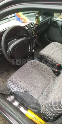 Opel Vectra 1993, 428,534 km - 2.0 l - Astara