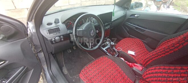 Opel Astra 2006, 320,000 km - 1.4 l - Bakı