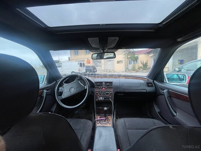 Mercedes C 180 1999, 285,000 km - 1.8 l - Bakı