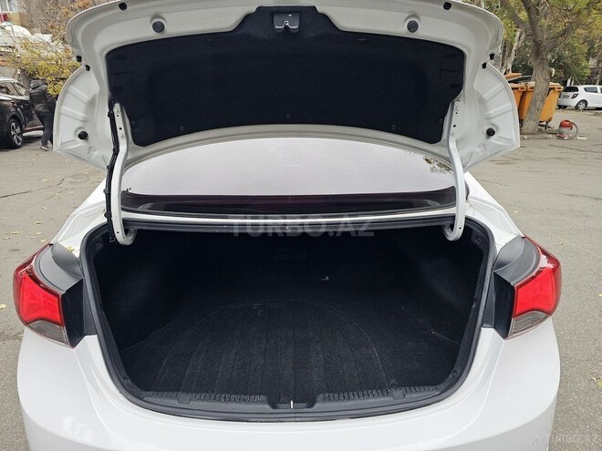 Hyundai Avante 2014, 132,000 km - 1.6 l - Bakı