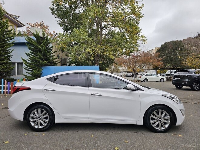 Hyundai Avante 2014, 132,000 km - 1.6 l - Bakı