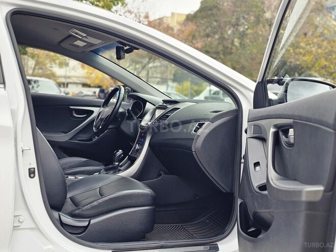 Hyundai Avante 2014, 132,000 km - 1.6 l - Bakı